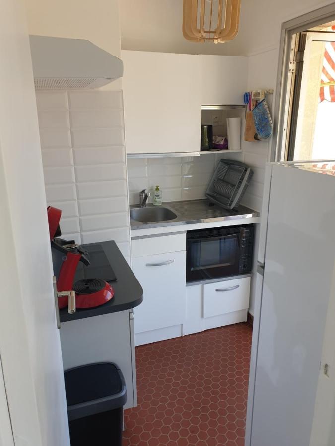 Studio Climatise Et Piscine En Bord De Mer Roquebrune-Cap-Martin Luaran gambar